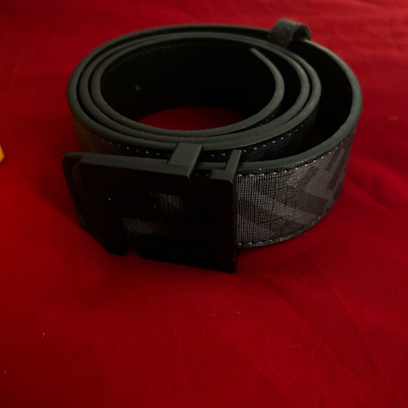 Fashion brand Other - Black Leather Belt with Yellow Box